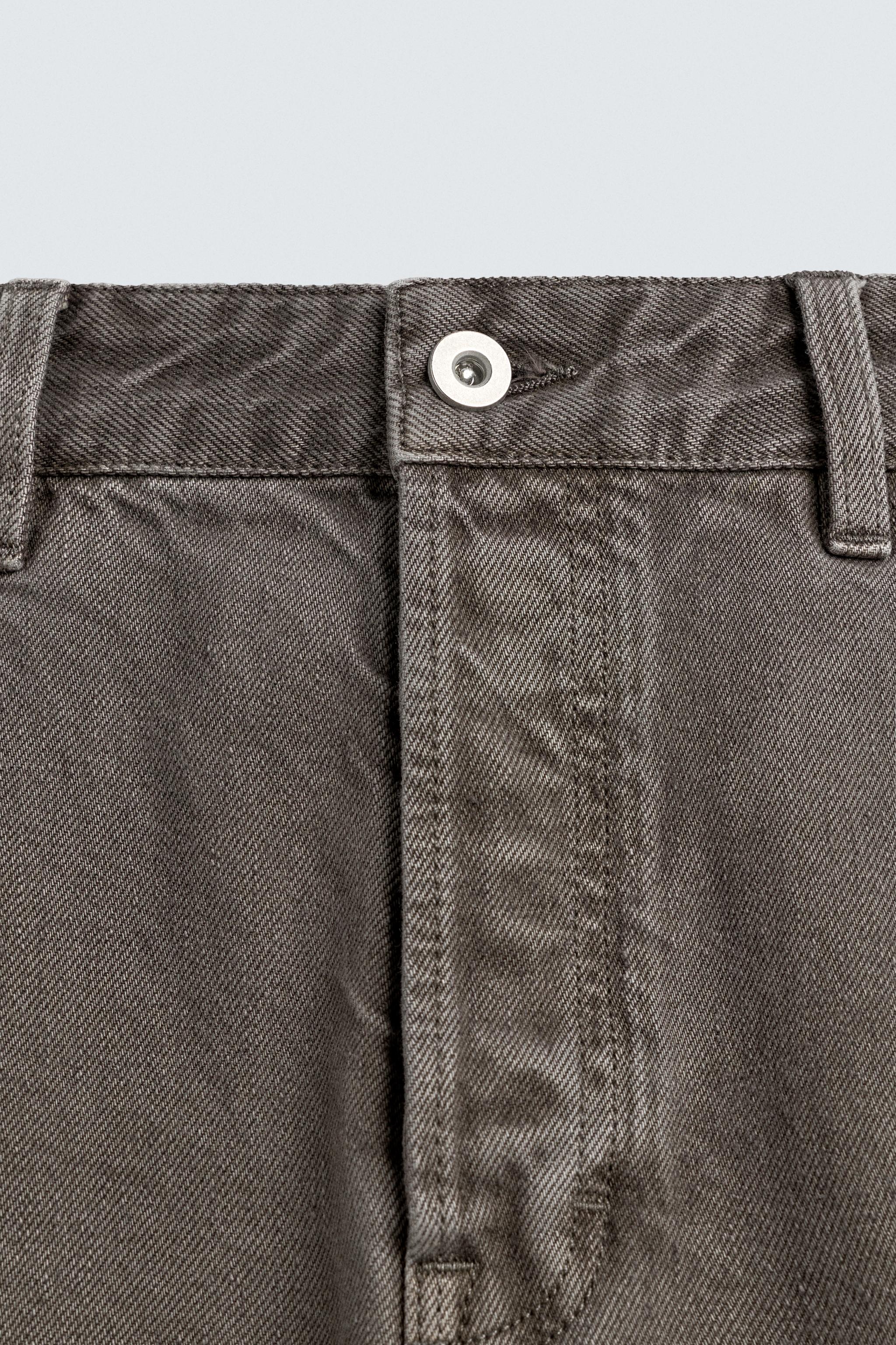 STRAIGHT FIT JEANS